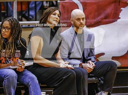 Thumbnail 2 in Hardin vs Warren (UIL Volleyball 3A DII Bi-District) photogallery.