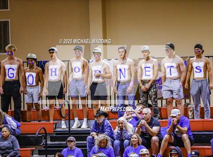 Thumbnail 2 in Hardin vs Warren (UIL Volleyball 3A DII Bi-District) photogallery.