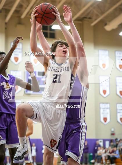 Thumbnail 1 in Lipscomb Academy @ Father Ryan photogallery.