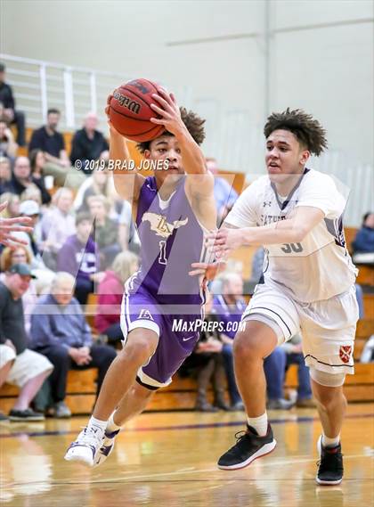 Thumbnail 1 in Lipscomb Academy @ Father Ryan photogallery.