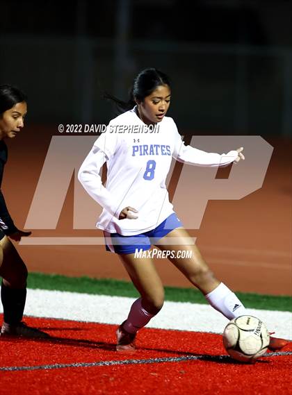 Thumbnail 2 in Morro Bay vs. Santa Maria (CIF CCS Semifinal) photogallery.