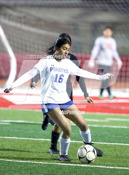 Thumbnail 2 in Morro Bay vs. Santa Maria (CIF CCS Semifinal) photogallery.