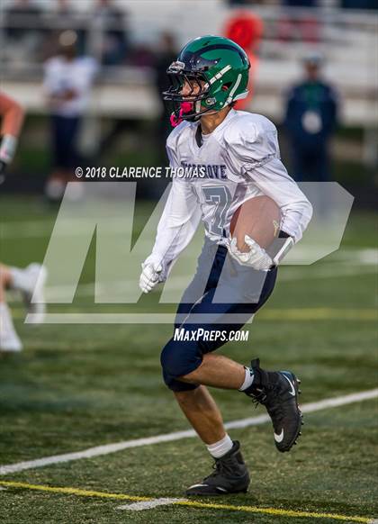 Thumbnail 2 in Woodgrove @ Loudoun Valley photogallery.