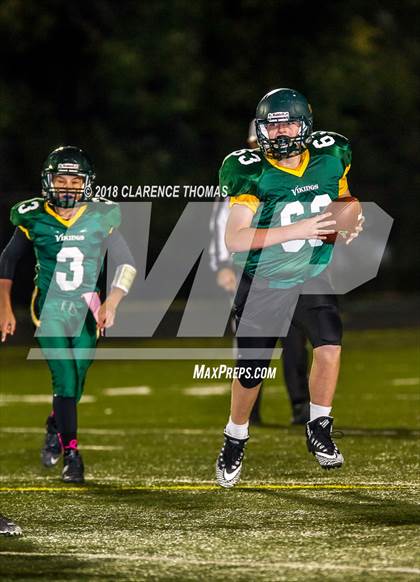 Thumbnail 1 in Woodgrove @ Loudoun Valley photogallery.