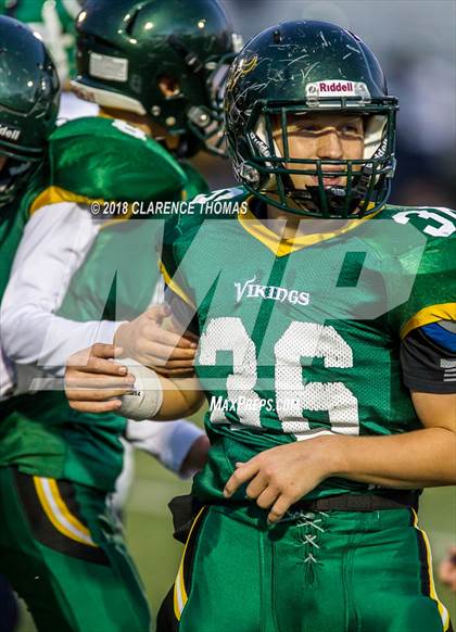 Thumbnail 1 in Woodgrove @ Loudoun Valley photogallery.