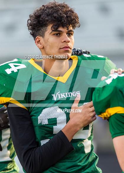 Thumbnail 2 in Woodgrove @ Loudoun Valley photogallery.