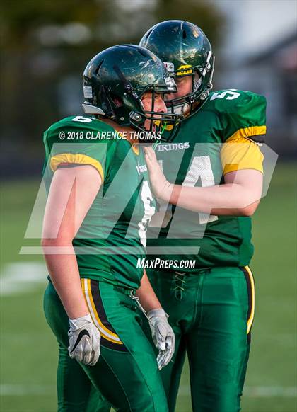 Thumbnail 3 in Woodgrove @ Loudoun Valley photogallery.