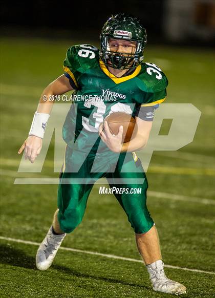 Thumbnail 2 in Woodgrove @ Loudoun Valley photogallery.