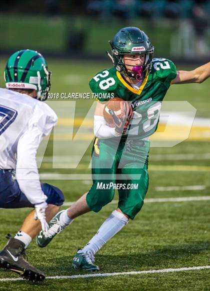 Thumbnail 1 in Woodgrove @ Loudoun Valley photogallery.