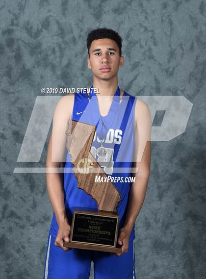 Thumbnail 2 in La Jolla Country Day (CIF State D3 Award Photos) photogallery.