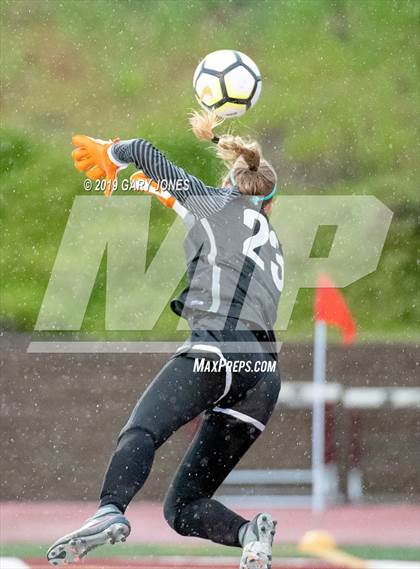 Thumbnail 1 in Cardinal Newman @ Whitney (CIF NorCal D2 Quarterfinal) photogallery.