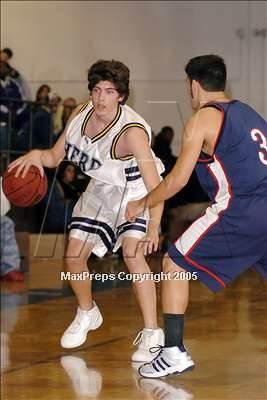 Thumbnail 1 in Modesto Chr. vs. Elk Grove (Hoops for Hungry) photogallery.