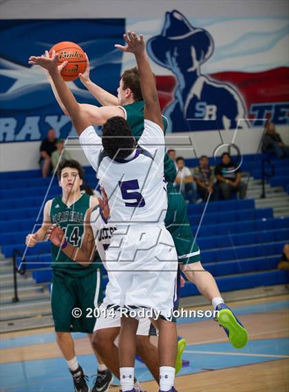 Thumbnail 2 in Humble vs. Clear Falls (McDonald's Texas Invitational) photogallery.