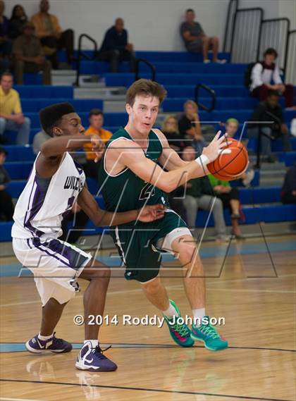 Thumbnail 3 in Humble vs. Clear Falls (McDonald's Texas Invitational) photogallery.