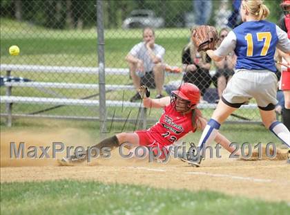 Thumbnail 3 in Chapel Field Christian @ Tuxedo (Section 9 Class C Semifinal) photogallery.