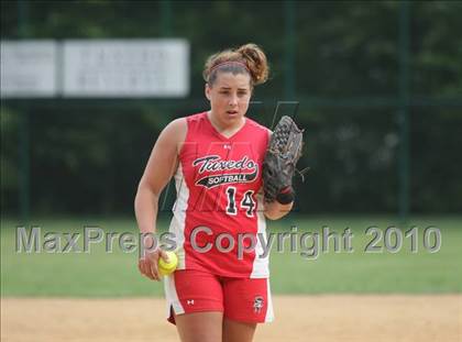 Thumbnail 2 in Chapel Field Christian @ Tuxedo (Section 9 Class C Semifinal) photogallery.