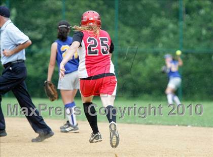 Thumbnail 2 in Chapel Field Christian @ Tuxedo (Section 9 Class C Semifinal) photogallery.