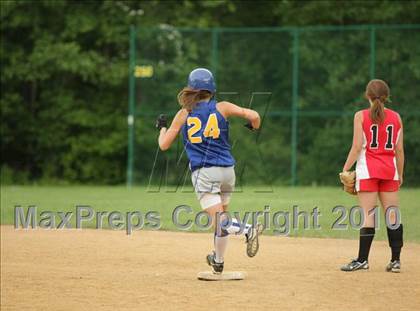 Thumbnail 2 in Chapel Field Christian @ Tuxedo (Section 9 Class C Semifinal) photogallery.