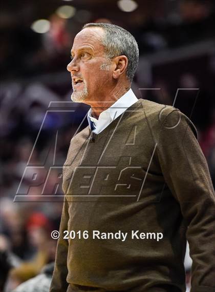 Thumbnail 2 in Rainier Beach vs. Oak Hill  (Bass Pro Tournament of Champions) photogallery.