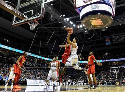 Thumbnail 2 in Rainier Beach vs. Oak Hill  (Bass Pro Tournament of Champions) photogallery.