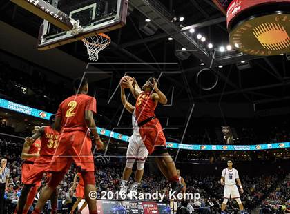Thumbnail 2 in Rainier Beach vs. Oak Hill  (Bass Pro Tournament of Champions) photogallery.