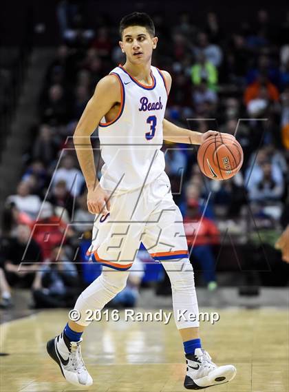 Thumbnail 3 in Rainier Beach vs. Oak Hill  (Bass Pro Tournament of Champions) photogallery.