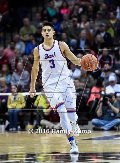 Thumbnail 1 in Rainier Beach vs. Oak Hill  (Bass Pro Tournament of Champions) photogallery.