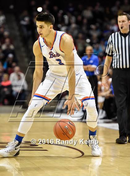 Thumbnail 2 in Rainier Beach vs. Oak Hill  (Bass Pro Tournament of Champions) photogallery.