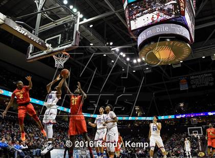 Thumbnail 1 in Rainier Beach vs. Oak Hill  (Bass Pro Tournament of Champions) photogallery.