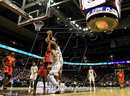 Thumbnail 1 in Rainier Beach vs. Oak Hill  (Bass Pro Tournament of Champions) photogallery.