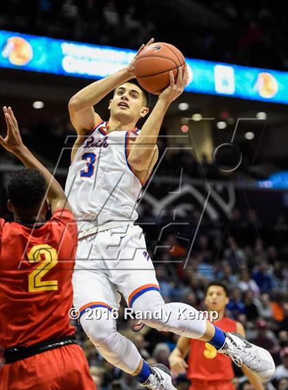 Thumbnail 3 in Rainier Beach vs. Oak Hill  (Bass Pro Tournament of Champions) photogallery.