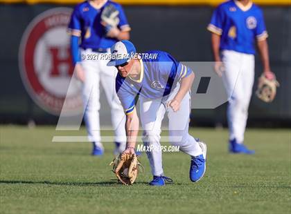 Thumbnail 1 in Corsicana vs. Forney (UIL 5A Bi-District) photogallery.