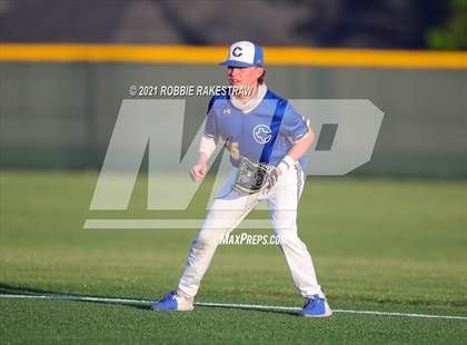 Thumbnail 3 in Corsicana vs. Forney (UIL 5A Bi-District) photogallery.