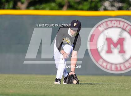 Thumbnail 1 in Corsicana vs. Forney (UIL 5A Bi-District) photogallery.