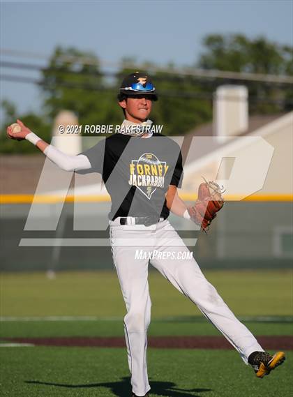 Thumbnail 2 in Corsicana vs. Forney (UIL 5A Bi-District) photogallery.