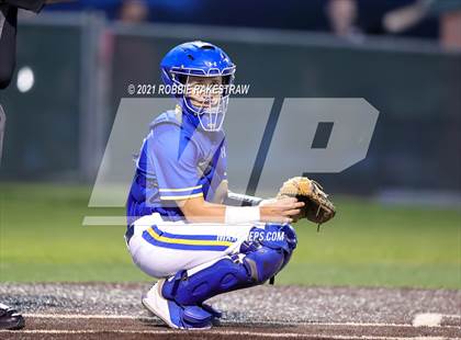 Thumbnail 1 in Corsicana vs. Forney (UIL 5A Bi-District) photogallery.