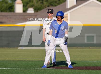 Thumbnail 1 in Corsicana vs. Forney (UIL 5A Bi-District) photogallery.