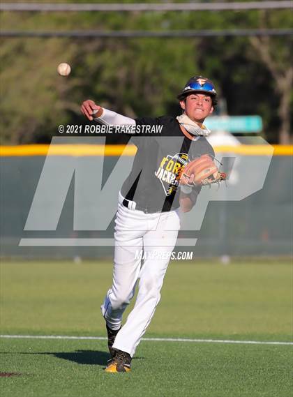 Thumbnail 3 in Corsicana vs. Forney (UIL 5A Bi-District) photogallery.