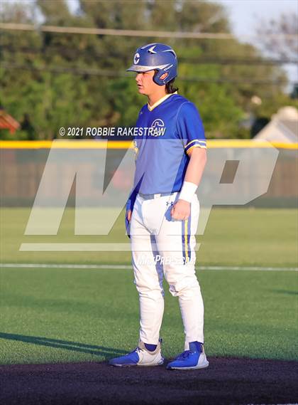 Thumbnail 2 in Corsicana vs. Forney (UIL 5A Bi-District) photogallery.
