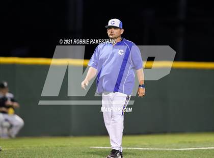 Thumbnail 3 in Corsicana vs. Forney (UIL 5A Bi-District) photogallery.