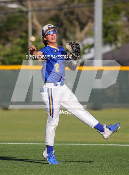 Thumbnail 1 in Corsicana vs. Forney (UIL 5A Bi-District) photogallery.