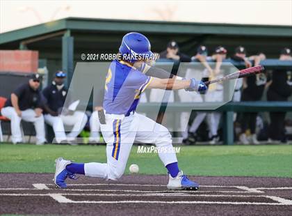 Thumbnail 1 in Corsicana vs. Forney (UIL 5A Bi-District) photogallery.