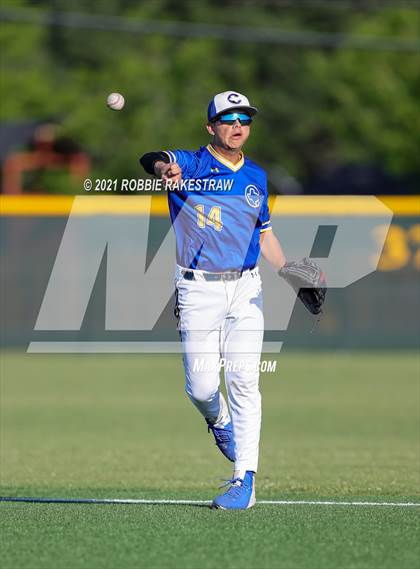 Thumbnail 2 in Corsicana vs. Forney (UIL 5A Bi-District) photogallery.