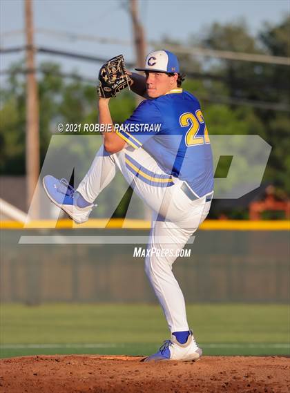 Thumbnail 1 in Corsicana vs. Forney (UIL 5A Bi-District) photogallery.