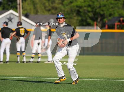 Thumbnail 3 in Corsicana vs. Forney (UIL 5A Bi-District) photogallery.