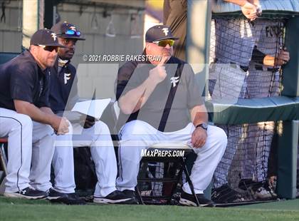 Thumbnail 1 in Corsicana vs. Forney (UIL 5A Bi-District) photogallery.