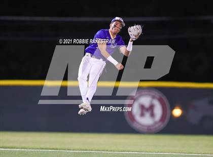 Thumbnail 1 in Corsicana vs. Forney (UIL 5A Bi-District) photogallery.