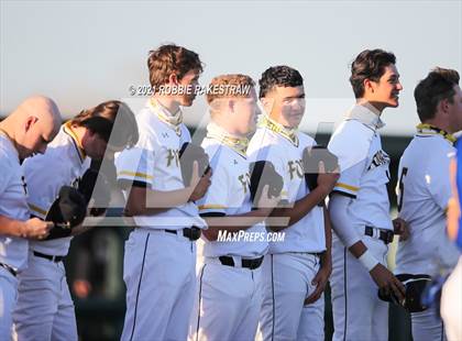 Thumbnail 1 in Corsicana vs. Forney (UIL 5A Bi-District) photogallery.