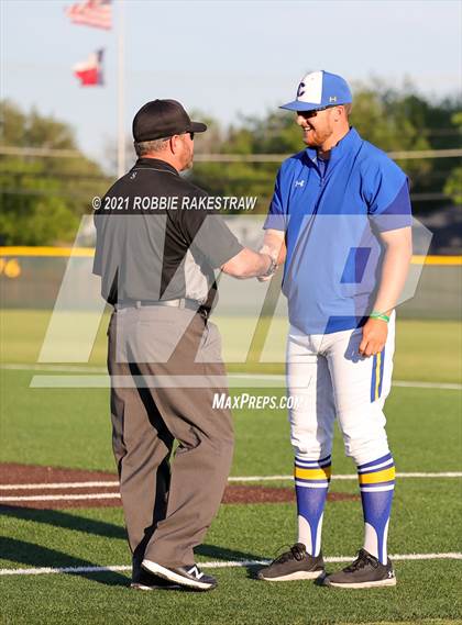 Thumbnail 3 in Corsicana vs. Forney (UIL 5A Bi-District) photogallery.