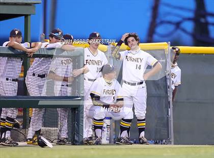 Thumbnail 1 in Corsicana vs. Forney (UIL 5A Bi-District) photogallery.